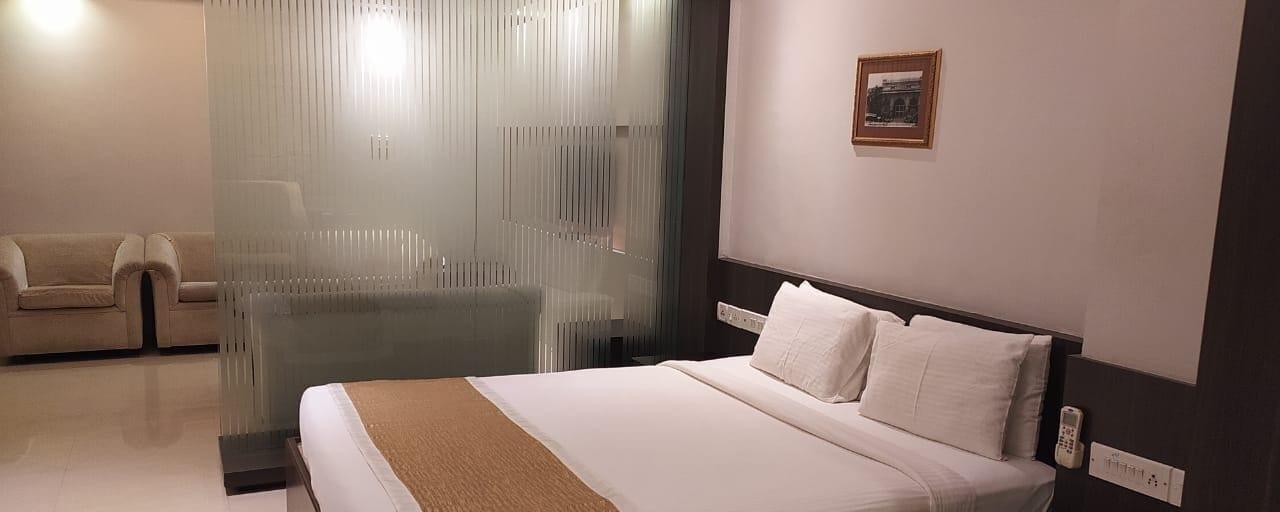 The Curzon Court Hotel Bangalore Eksteriør billede